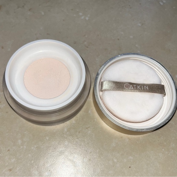 Makeup Bundle - Picture 5 of 8